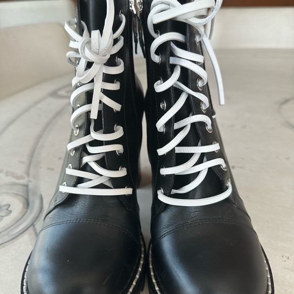 Louis Vuitton Side Zip Star Trail Monogram Ankle Boots Black/White EU 39 - Picture 3 of 4